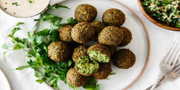 falafel-tanimi-veganlarin-vazgecilmez-yemegi-falafel-nasil-yapilir-zUcpNLmN.jpg