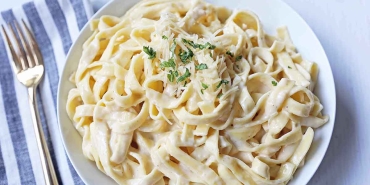 fettuccine-makarna-tanimi-italyan-mutfagindan-gelen-enfes-lezzet-fettuccine-makarna-nasil-yapilir-HFgSA3Ys.jpg