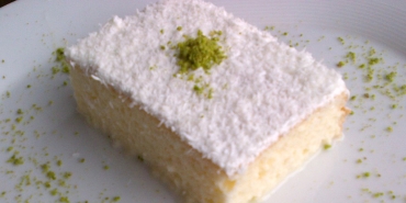 gelin-pastasi-tanimi-yumusacik-keki-ve-enfes-kremasiyla-gelin-pastasi-nasil-yapilir-f1Z5nzz4.jpg