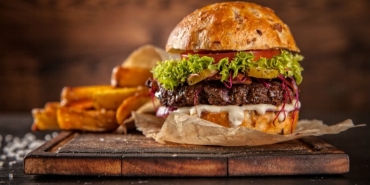 hamburger-tanimi-her-gun-olsa-bikmadan-yenilecek-hamburger-nasil-yapilir-5jiMd3wM.jpg