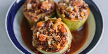 kabak-dolma-tanimi-sofralarinizi-lezzetlendirecek-enfes-kabak-dolma-nasil-yapilir-V95SAKKl.jpg