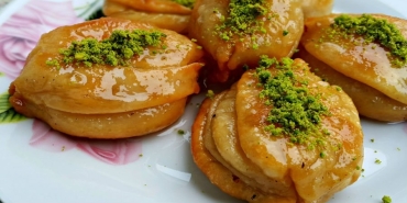 karakus-tatlisi-adananin-meshur-tatlisi-karakus-tatlisi-nasil-yapilir-5TxsMyzR.jpg