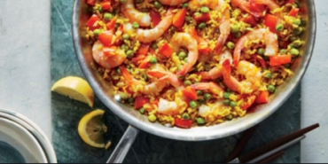 paella-tanimi-domates-senliginin-simgesi-haline-gelen-paella-nasil-yapilir-c6887P6X.jpg