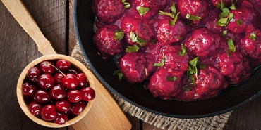 visneli-kofte-tanimi-gaziantep-yoresinin-enfes-yemegi-visneli-kofte-nasil-yapilir-1ZUg84Sf.jpg
